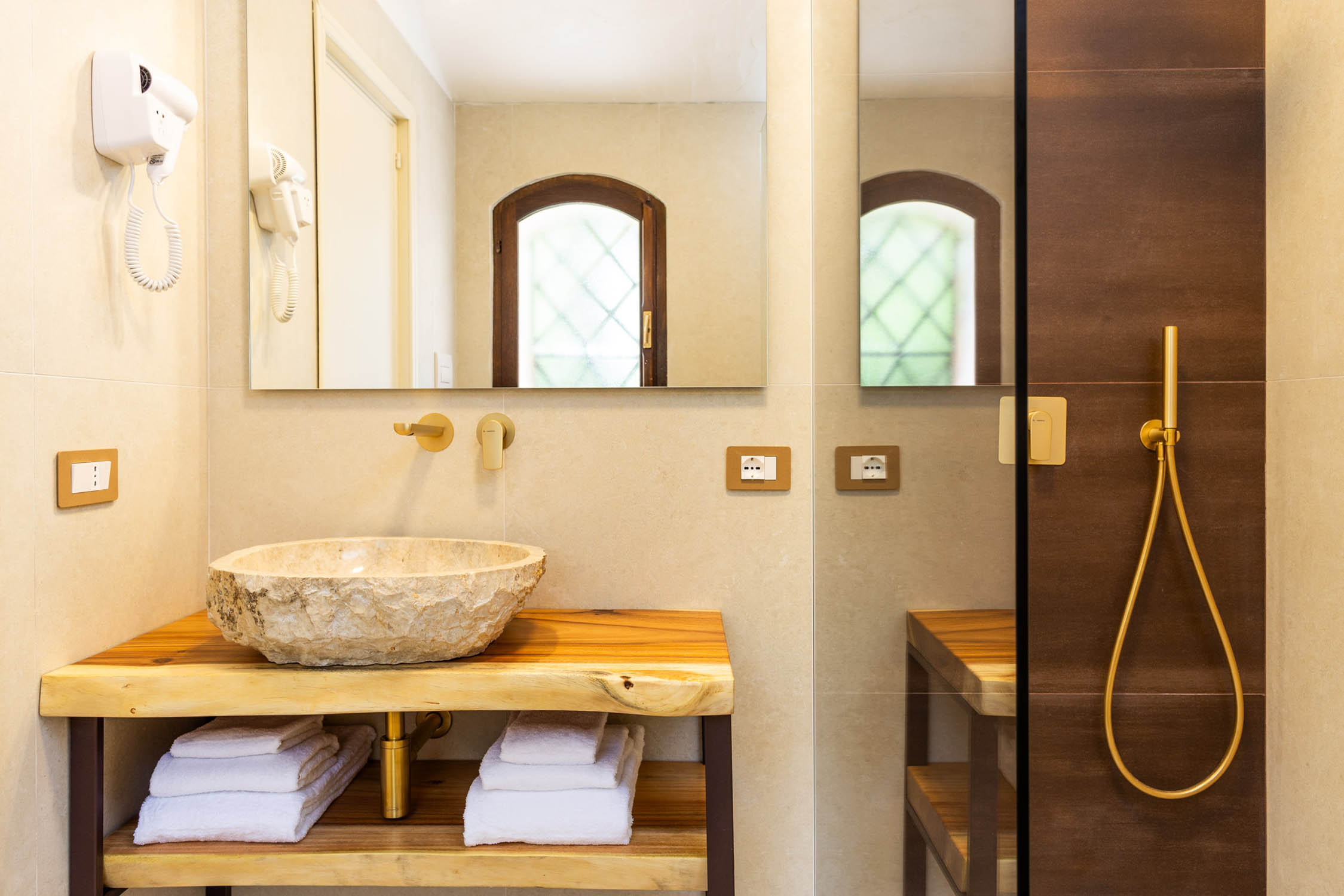 Premium Pool - Bagno Gold